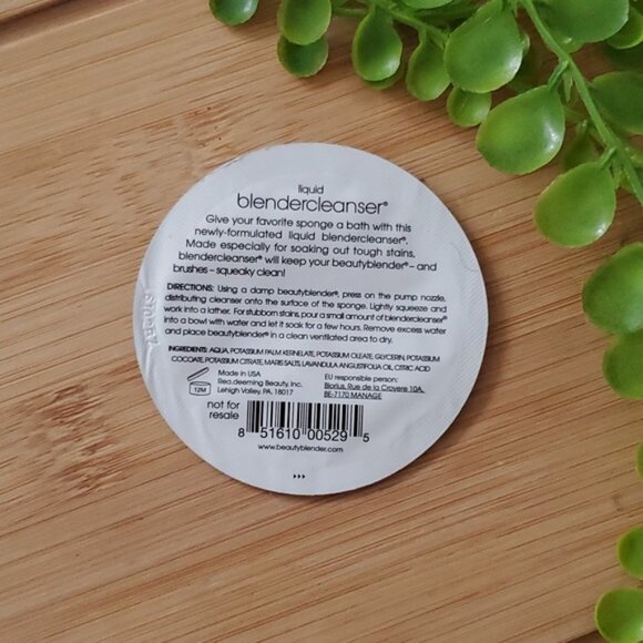 💚 FREE ADD-ON BEAUTYBLENDER "Liquid Blendcleanser" Best Seller Tool Cleanser - Picture 2 of 4